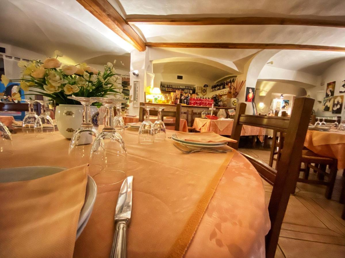 אוליאנה Locanda Tipica Sa Corte מראה חיצוני תמונה
