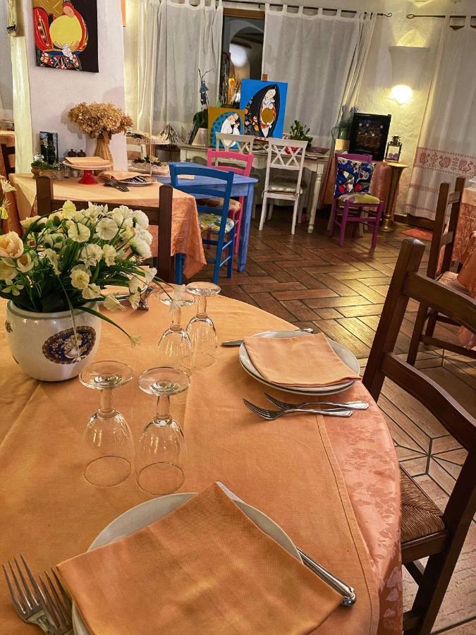 אוליאנה Locanda Tipica Sa Corte מראה חיצוני תמונה