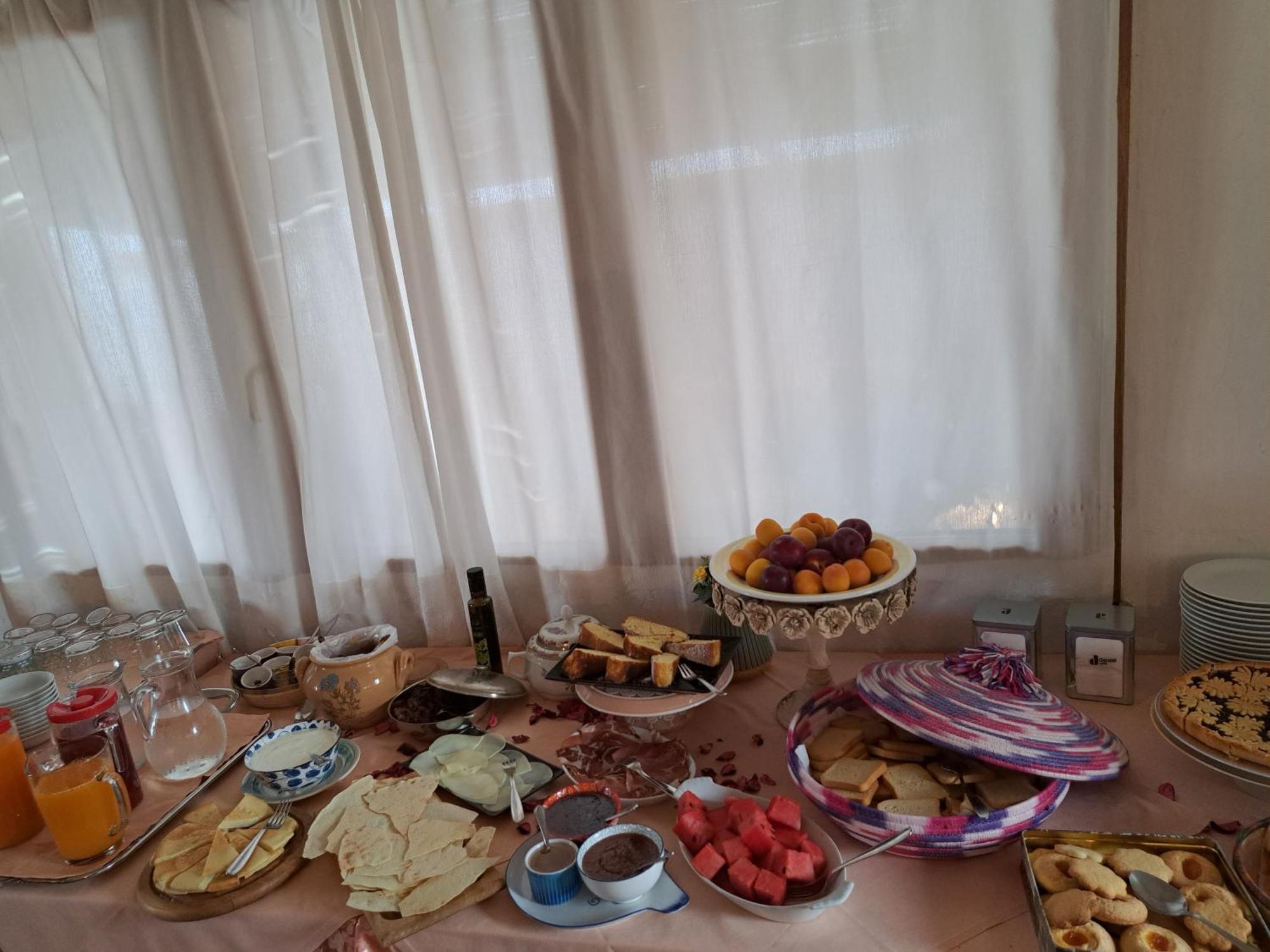 אוליאנה Locanda Tipica Sa Corte חדר תמונה
